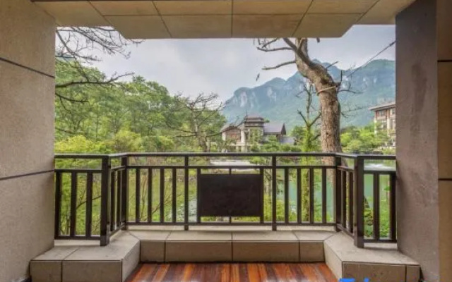 Fanjing Cloud Villa Hotel