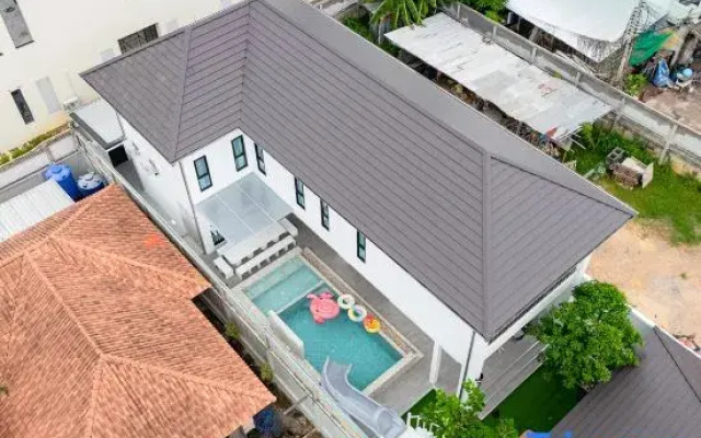 The White House Pool Villa Pattaya