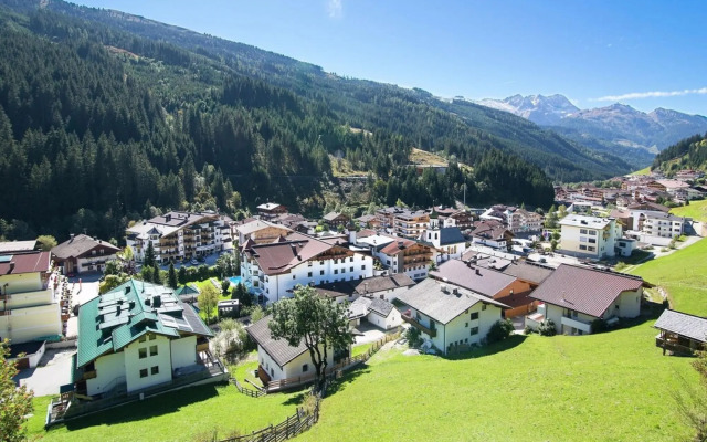 Apartment in Gerlos Near Ski Lift