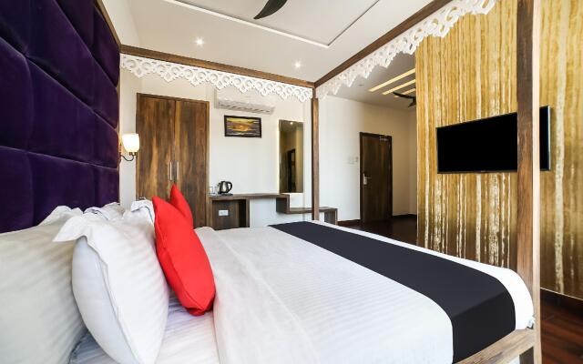 Capital O 38688 Royal Shelaton