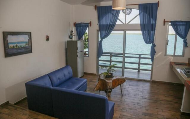 Seven Blue House Village & Lodge