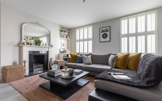 Oakley Street VII by Onefinestay