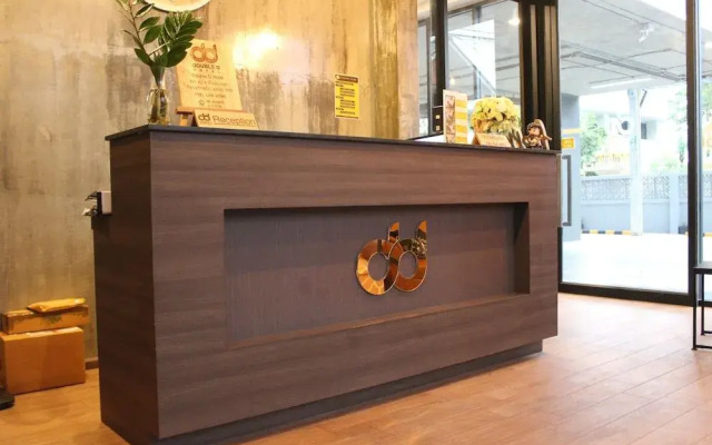 Double D Hotel