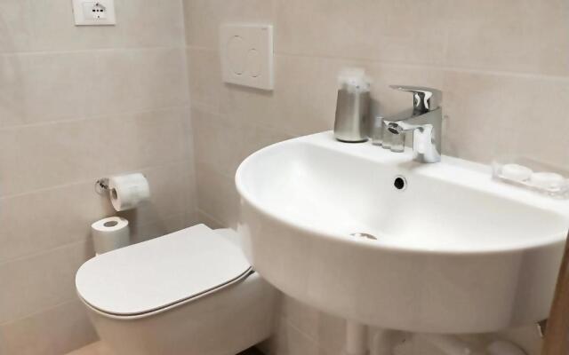 Via Poma Apartments&Rooms