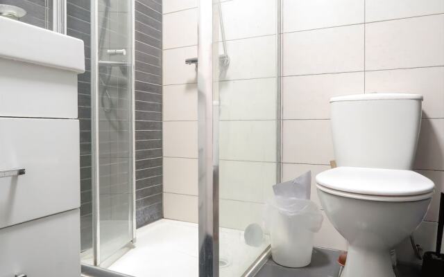 Clemence Road - Deluxe Double Room