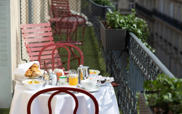Hôtel Bradford Elysées – Astotel