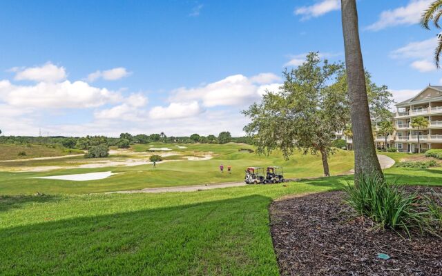 Rvh_326r Centre Court 3 Bedroom Condo