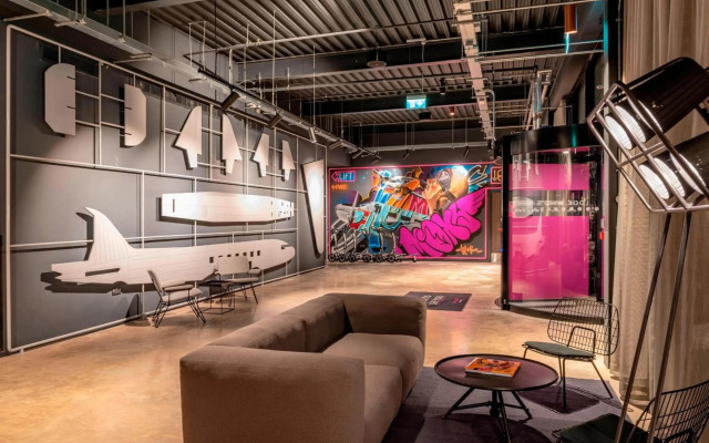 MOXY London Heathrow Airport