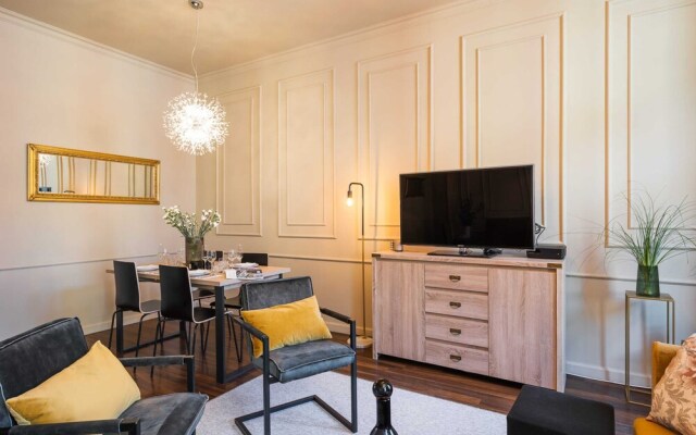 Homely Apartment - LoftAffair