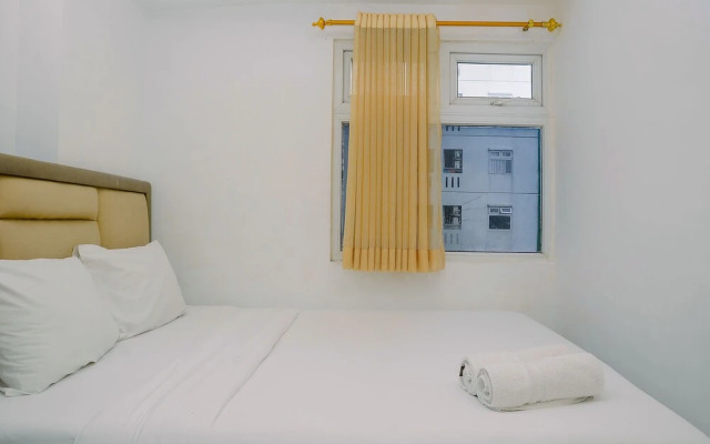 Tidy 2BR with Modern Design Green Pramuka City Apartment