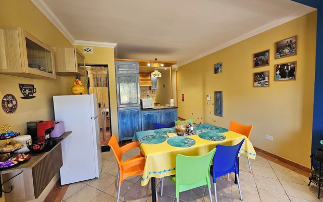 Country View Apartment