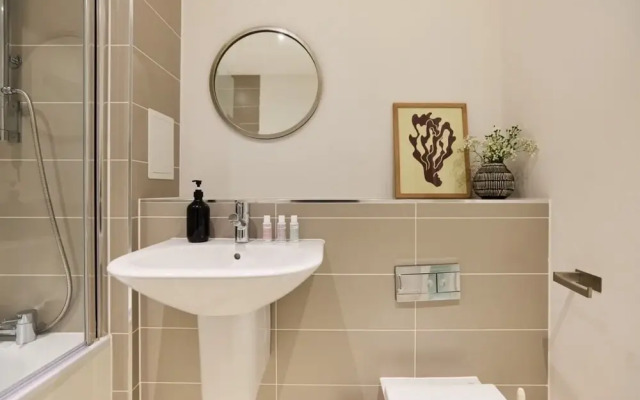 The River Lea Escape - Charming & Bright 2bdr Flat