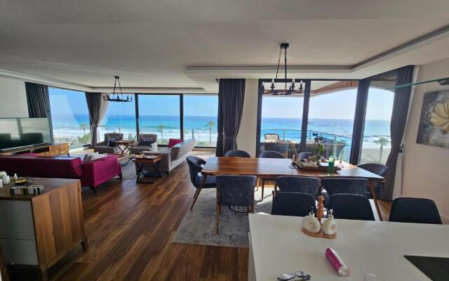 Arnelya Beach Penthouse 285m2