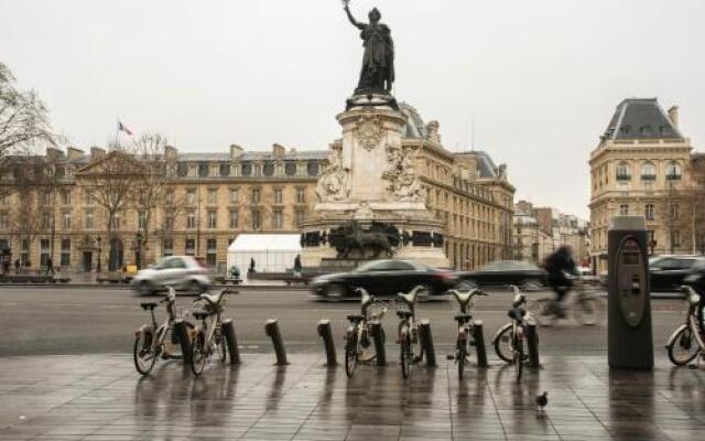 Rue du Temple - Le Marais