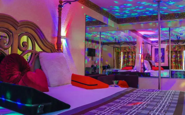 Luxe Inn and Suites