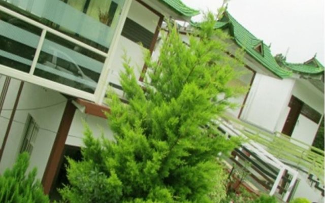 Green Trees Resort