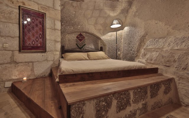 Grand Cave Suites