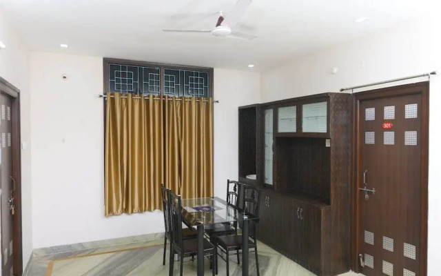 Sreenivas Serviced Apartment