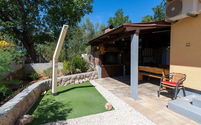 Amazing Apartment in Seline With Wifi and 2 Bedrooms