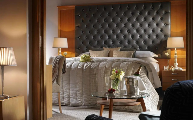 Radisson Sas Hotel And Spa