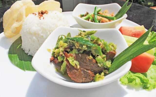 ZEN Rooms Menteng Matraman