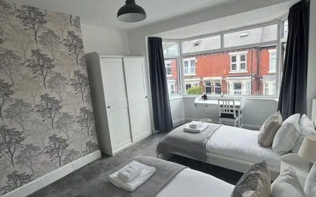 Simonside Apartment - 3 Bedrooms