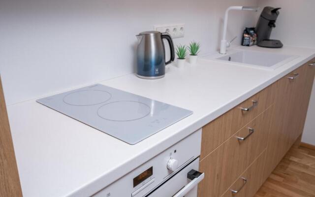 Апартаменты На Ул. Харака С Балконом