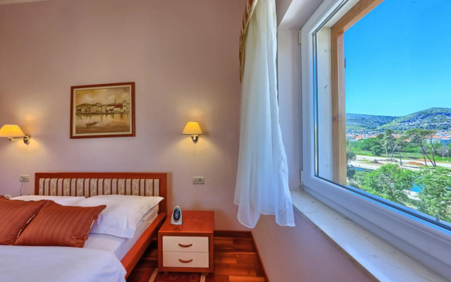 Hotel-restaurant Trogir