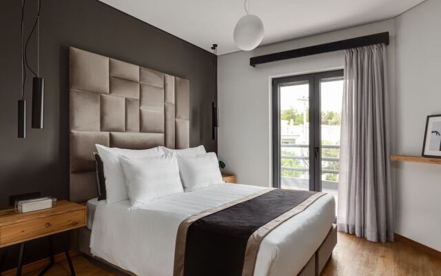Athenian Riviera Luxurious Residence