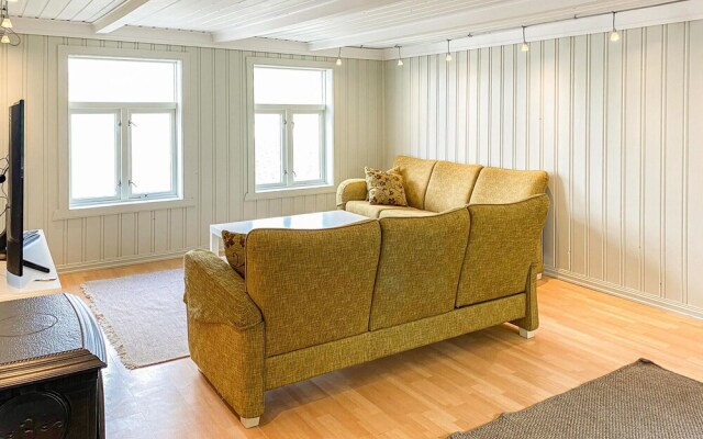 Nice Home in Kristiansund With Wifi and 3 Bedrooms