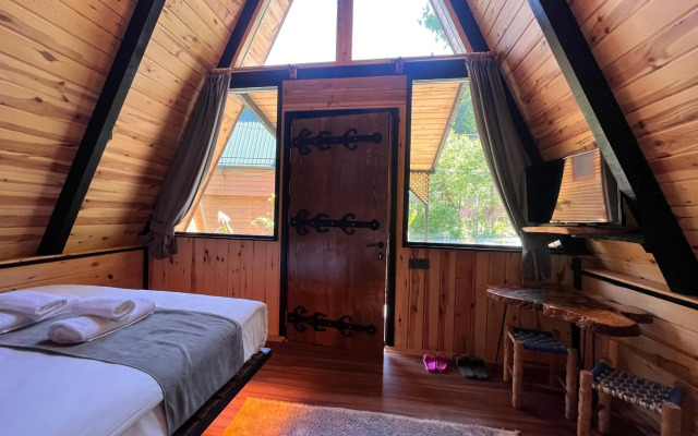 Tabiat Bungalows