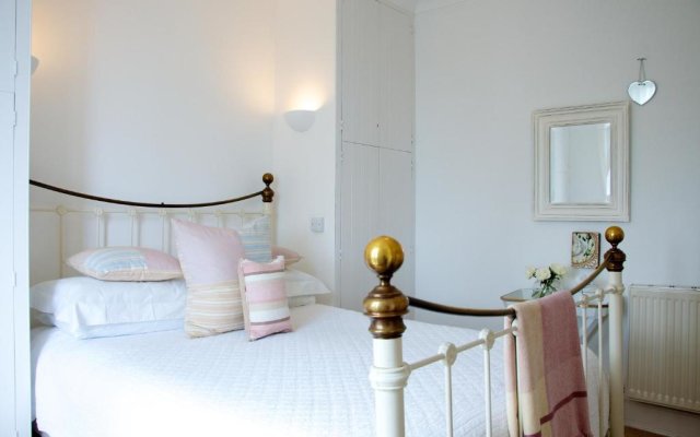 onefifty cowes / bed & breakfast