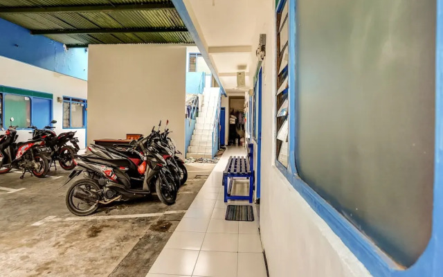 OYO Life 90523 Homestay Jenggolo