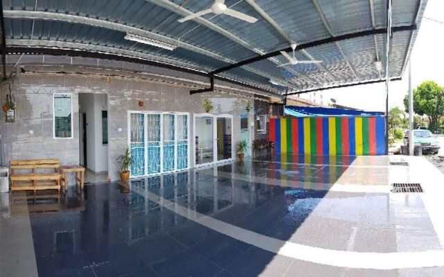 Teruntum 96 Guesthouse