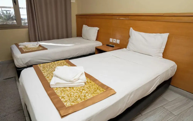Hotel Golden Flora