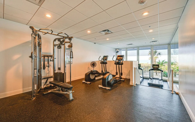 Oceanfront Marco Island Escape w/ Beach Access!