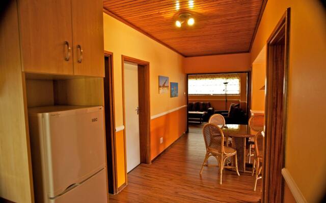 Sandcastle Apartments cc