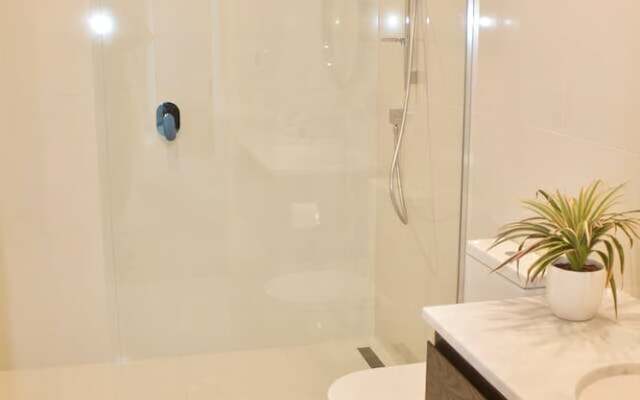 52a Preston Heights Apartment