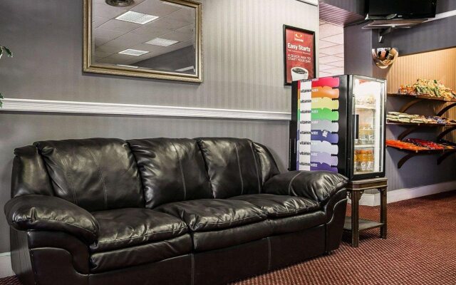 OYO Hotel Sumter SC Downtown