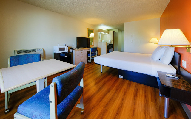 OYO Hotel Hermiston OR, Downtown
