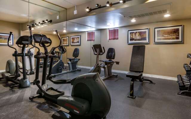 Best Western Plus King's Inn & Suites