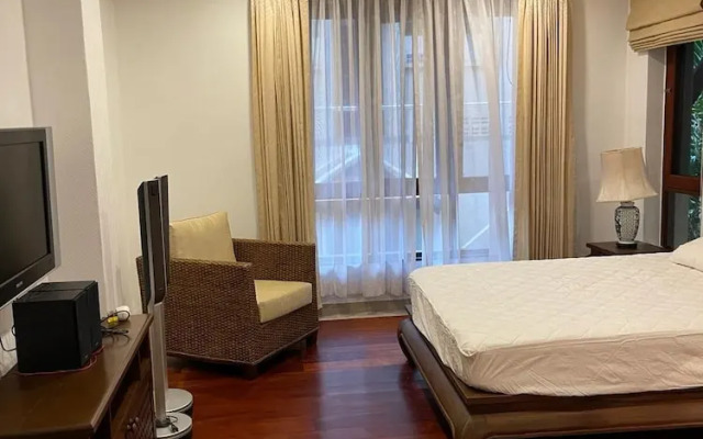 Seaview Residence