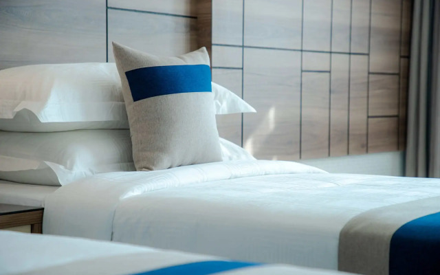 Season Star Hotel