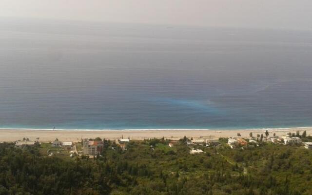 Apartment Sea Side