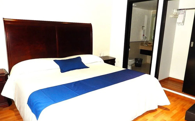 Roma, Suites & Business Center