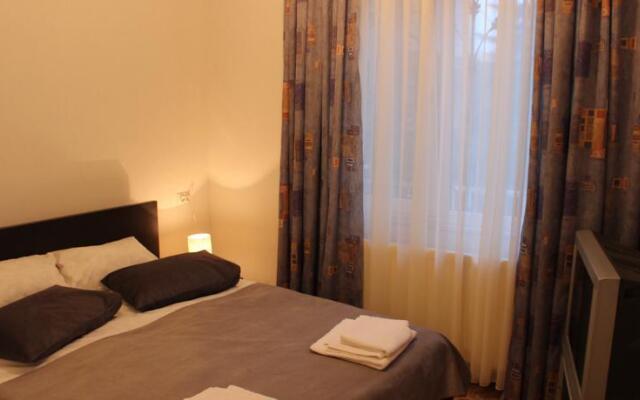 V Park Hotel