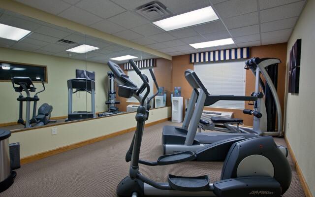 Country Inn & Suites by Radisson, Lexington, VA