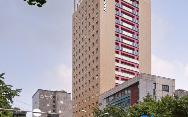 hotelImage