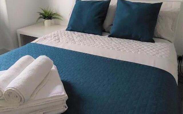 Very spacious two bedroom converted apartment in East Croydon