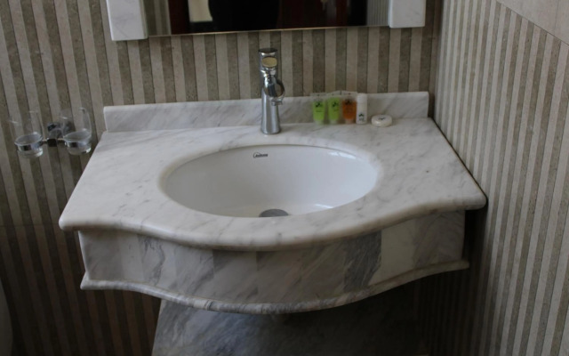 Unison Hotel and Spa